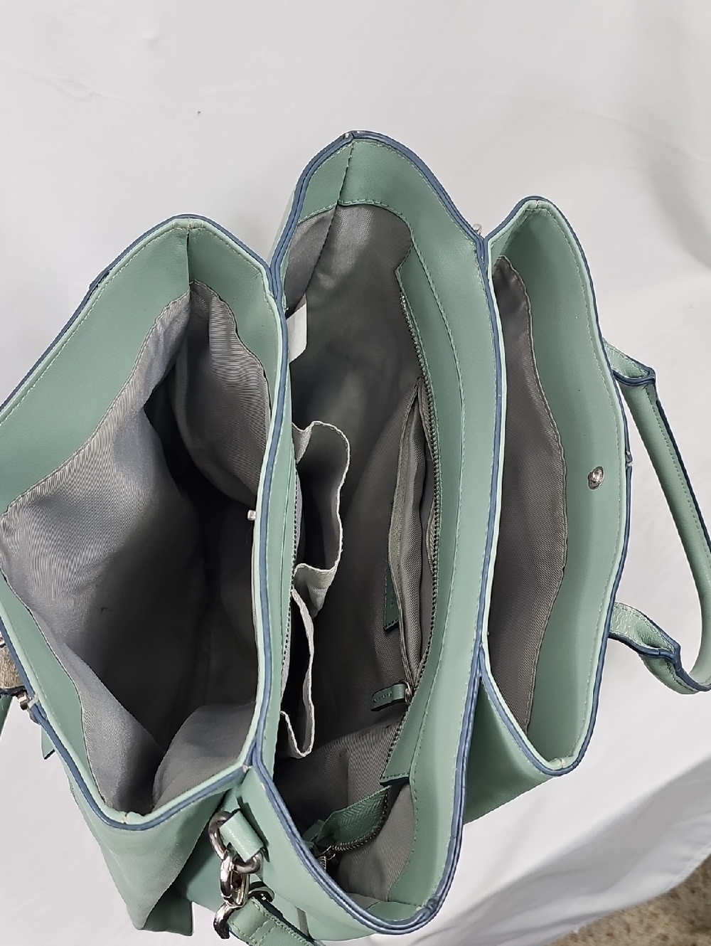 Mint Green Leather Tote Bag - Picture 6 of 13